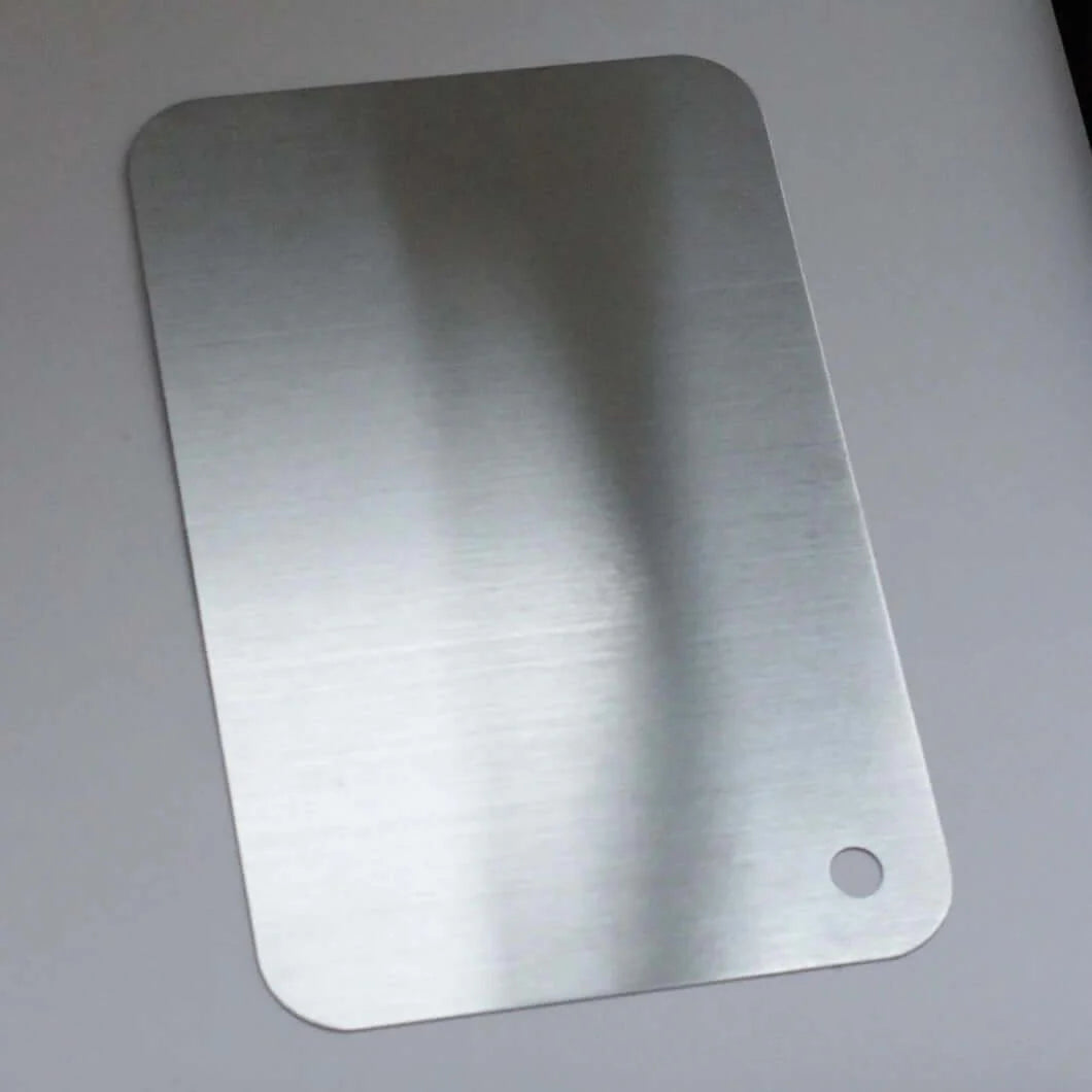 Nerūdijančio plieno pjaustymo lentelė – higieniškas ir ilgaamžis sprendimas kiekvienai virtuvei