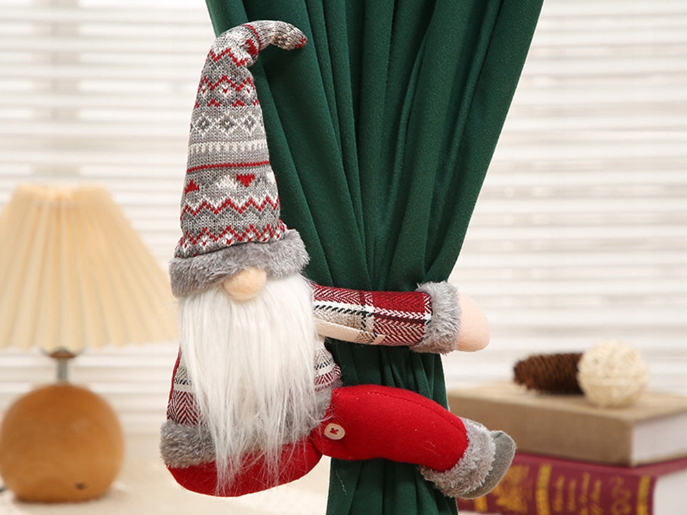 Kalėdinis nykštukas užuolaidoms laikyti – šventinė puošmena ir praktiškas laikiklis viename