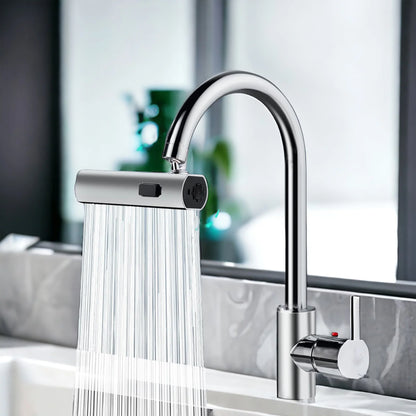 360° pasukamas čiaupo antgalis su 4 purškimo režimais – taupesnis ir galingesnis plovimas