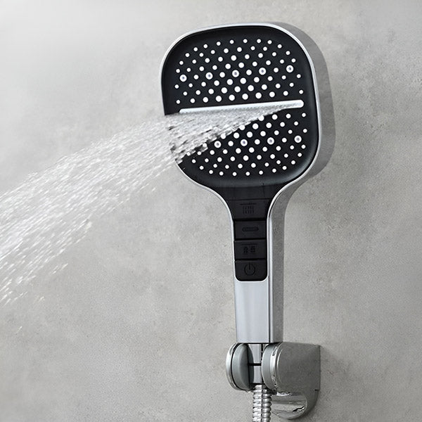 Aukšto slėgio dušo galvutė – intensyvi srovė, SPA pojūtis namuose