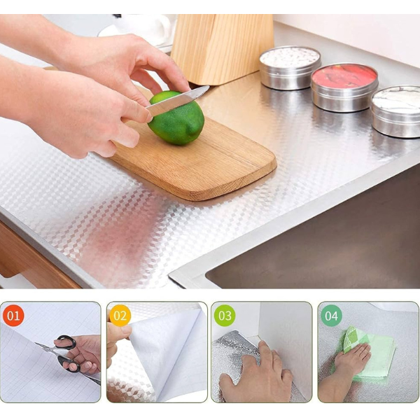 Apsauginė aliuminio folija virtuvei – švarūs paviršiai be riebalų ir dėmių