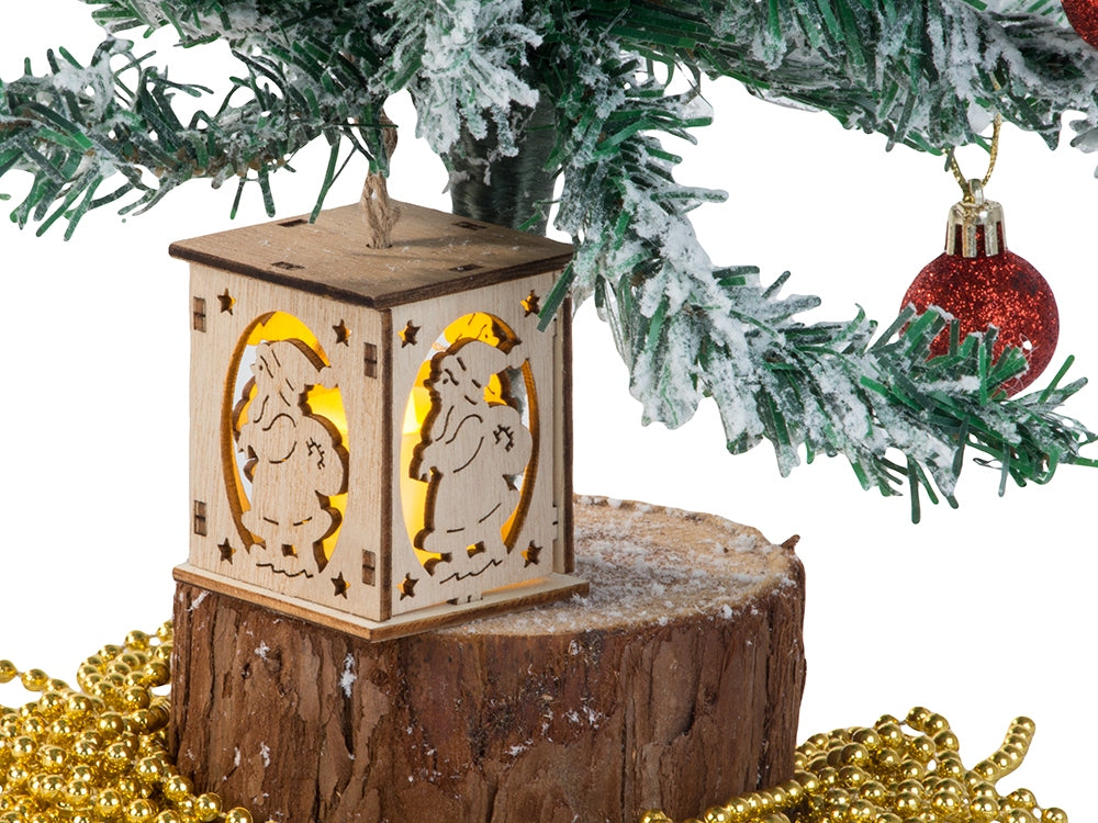 Medinė kabinama Kalėdinė LED žibinto dekoracija su Kalėdų seniu – jauki šviesa ir šventinė atmosfera namuose